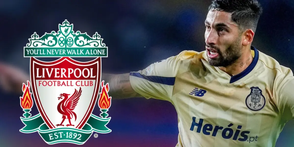 Alan Varela con la camiseta del Porto y el escudo del Liverpool a su lado.