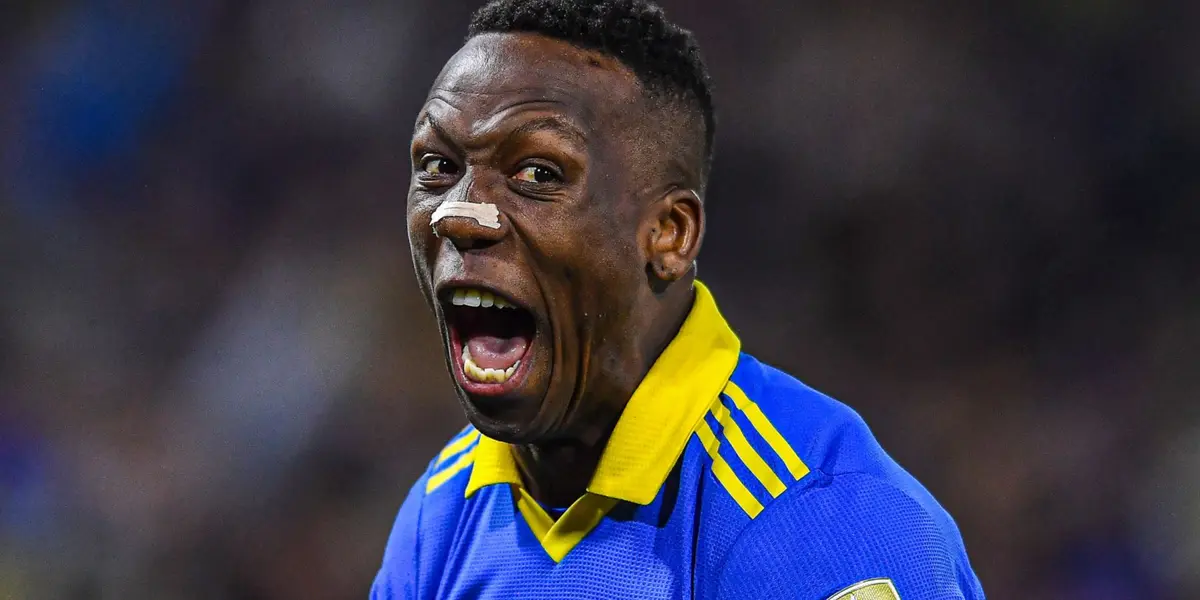 El calvario que vive Luis Advíncula en Perú.