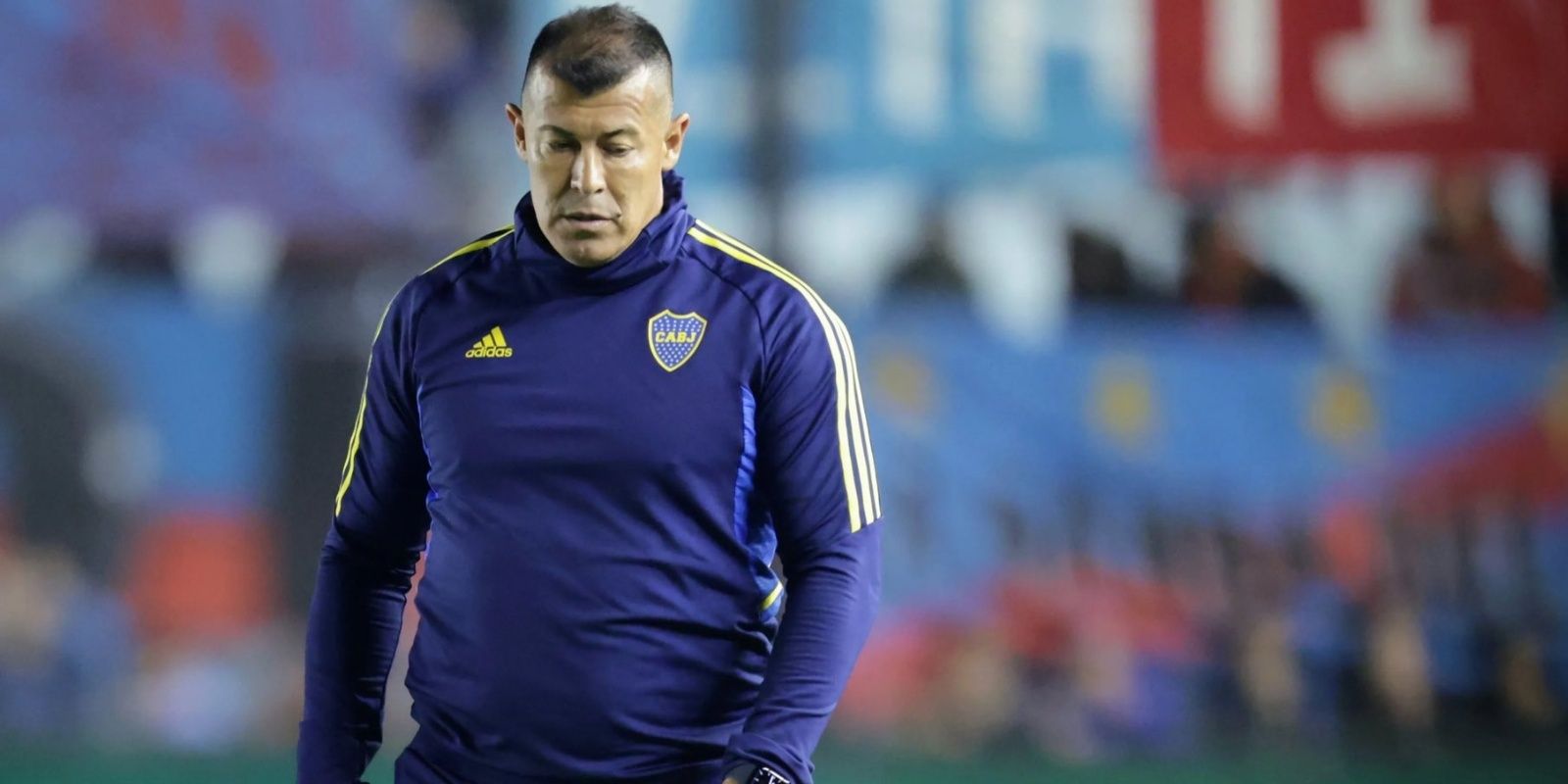 El delantero salió lesionado en el partido contra Sarmiento de Junín.