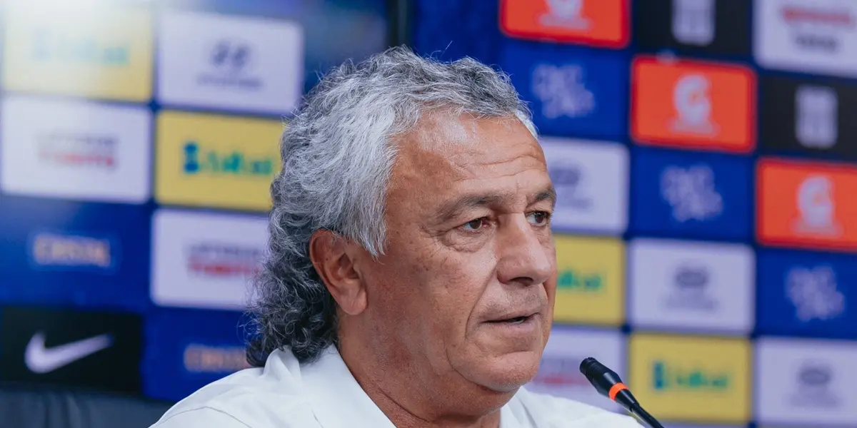 El entrenador argentino habló sobre la posibilidad de jugar contra el Xeneize.