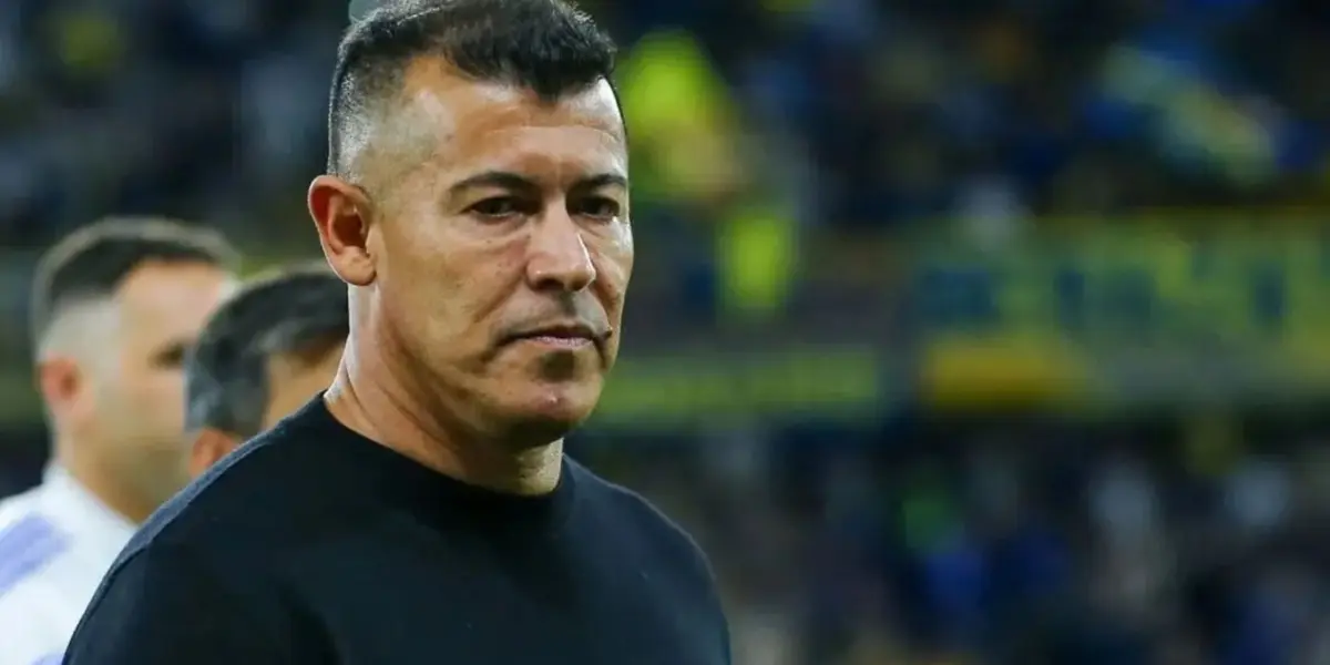 El entrenador del Xeneize afirmó tener una cábala cada vez que su equipo define una serie desde los doce pasos.