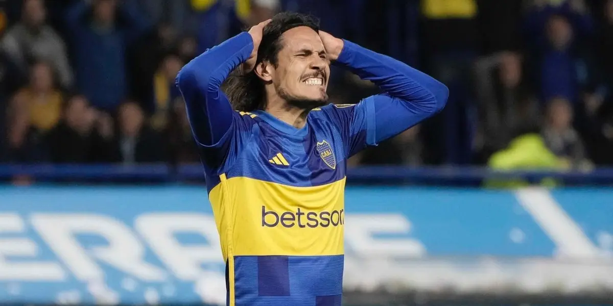 En Boca volvió a sonar un viejo anhelo de Riquelme para ocupar el lugar de Cavani.