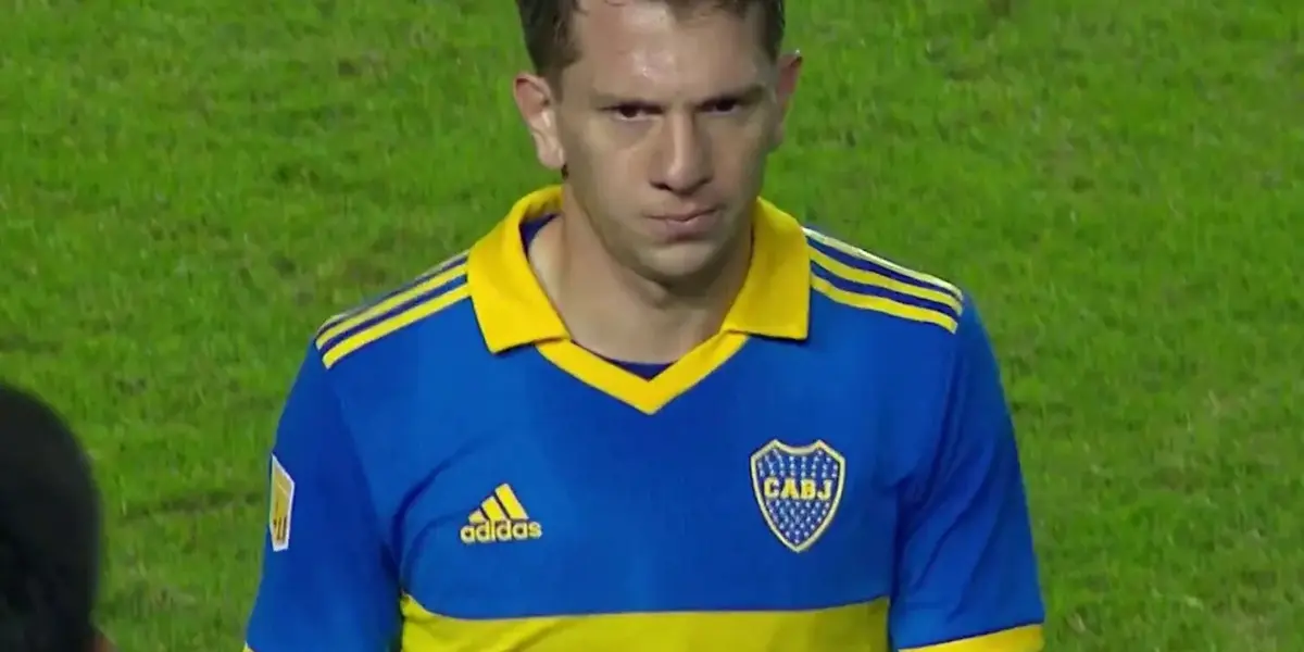 Esteban Rolón ingresó en el segundo tiempo por Juan Ramírez y al rato se fue expulsado gracias al VAR.