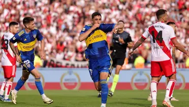 Miguel Merentiel festejando su gol frente a River.