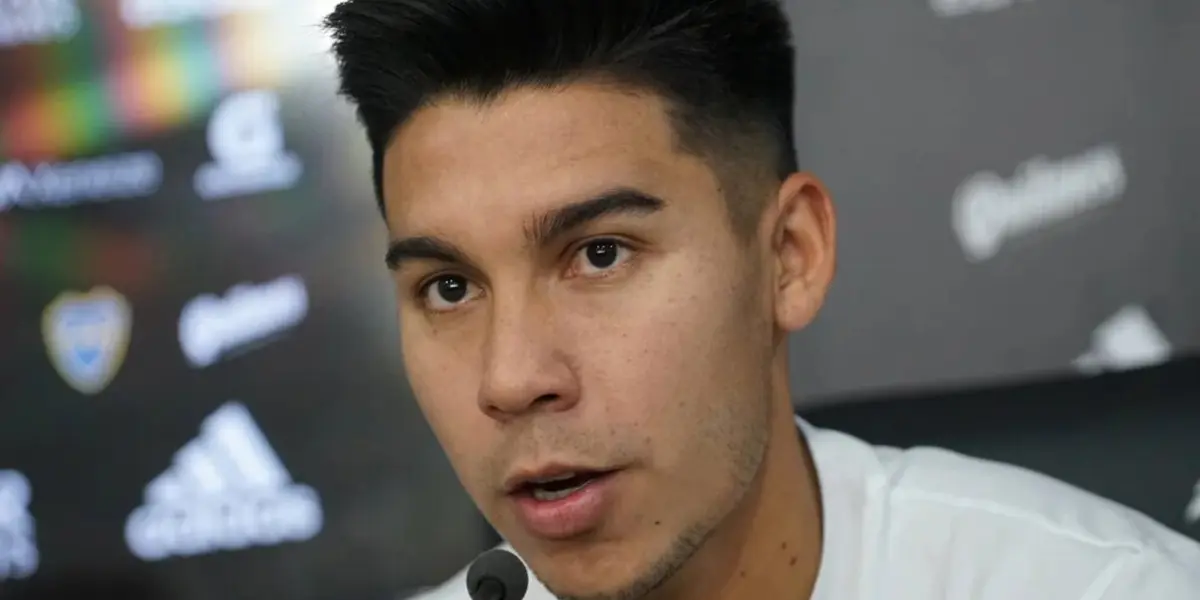 Pol Fernández en una conferencia de Boca.