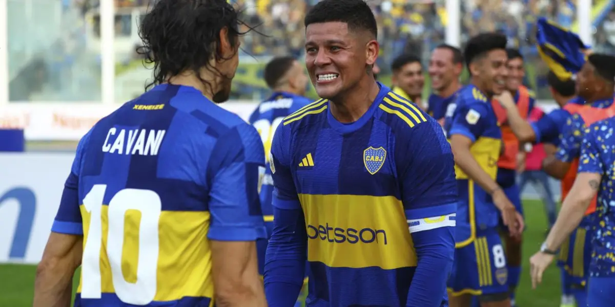 Rojo y Cavani festejando la victoria frente a River en la Copa de la Liga.
