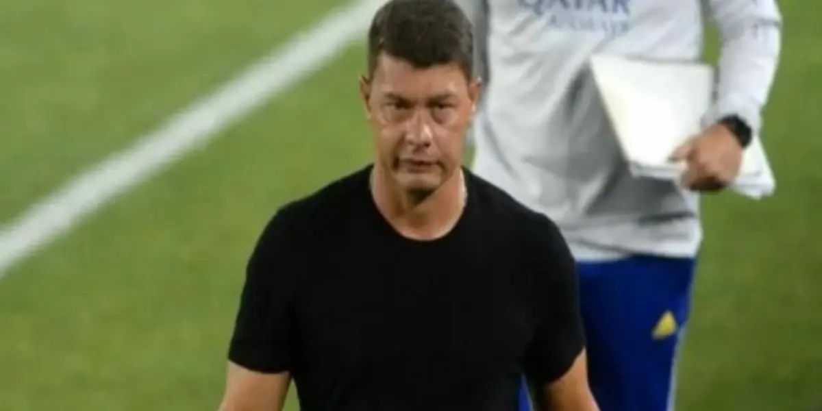 Sebastián Battaglia se mostró fuerte en conferencia de prensa y atacó hacia el Consejo, pero no fue la primera vez