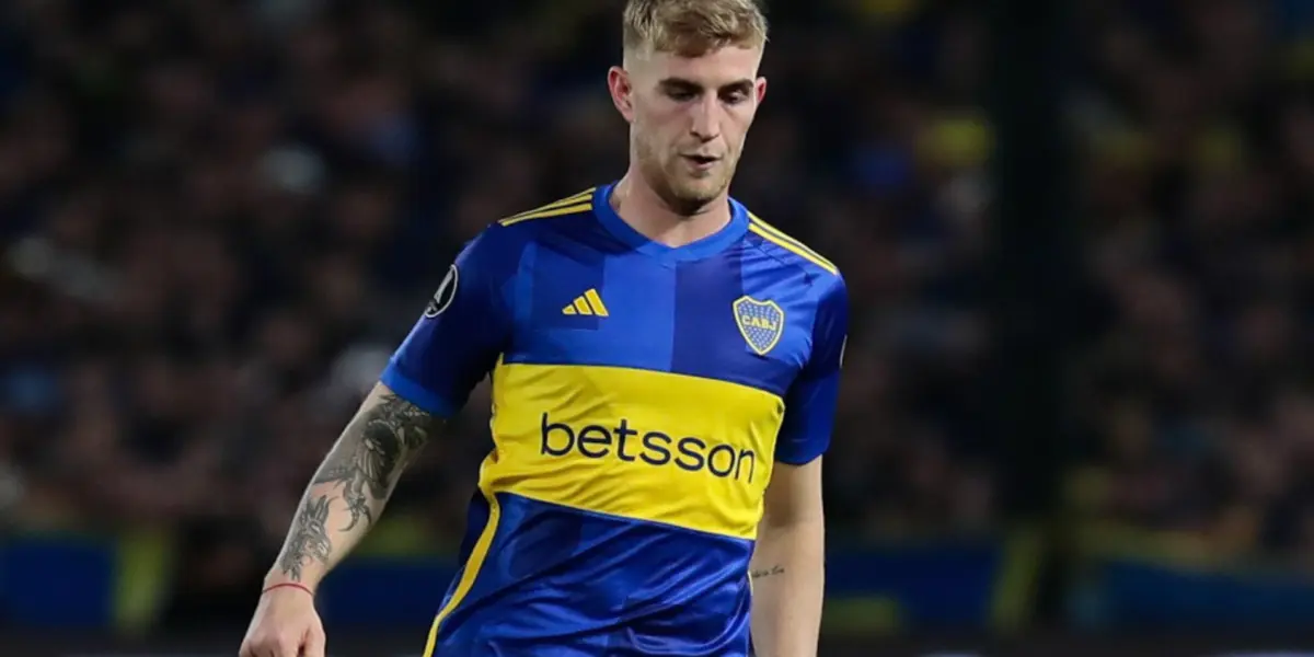Valentini en acción con la camiseta de Boca.