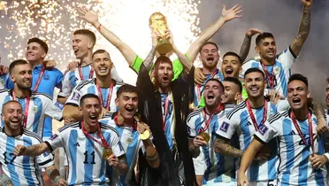 El jugador que podría ponerse el Manto Sagrado en el 2025.